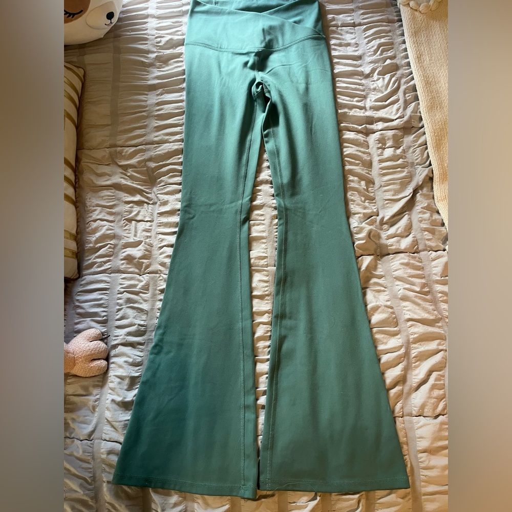 DSG Green Crossover Flare Leggings